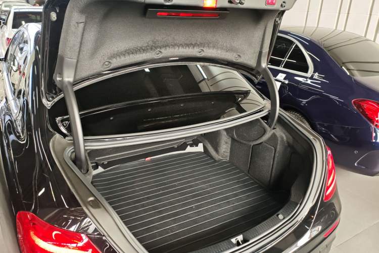 Used Mercedes-Benz E-Class 2018 Restyled E 300 L Sport Luxury Edition
