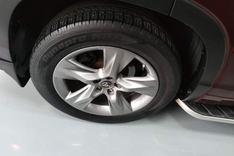 Used Toyota Highlander 2018 2.0T Four-Wheel Drive Luxury Edition 7 Seats China V Emission Standard
