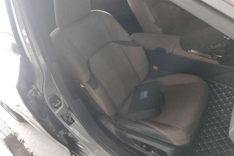 Used Lexus ES 2022 200 Excellence Edition
