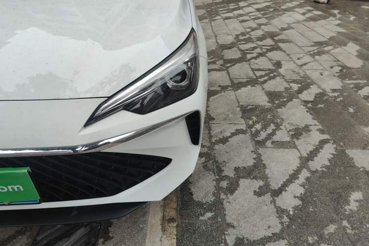 Used Roewe i5 2023 1.5L Manual Comfort Edition
