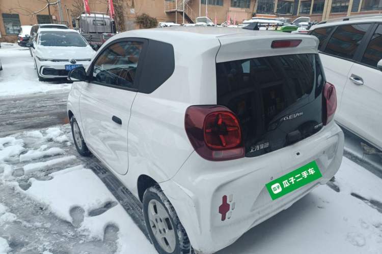 Used Roewe Clever 2021 302 km New Four-Seater Super-Efficient Version