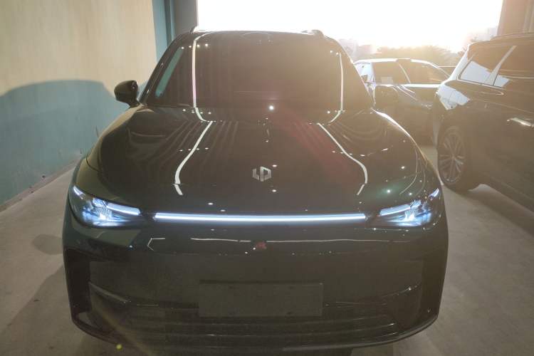 Used Leapmotor C16 2026 All-Electric 630 LiDAR Zhizun Edition 6 Seats