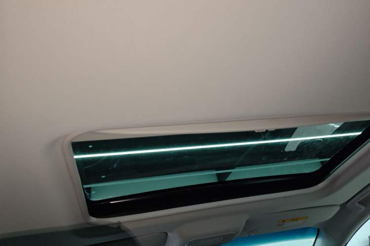 Used Buick GL8 2022 Land Business Class 652T Luxury Model