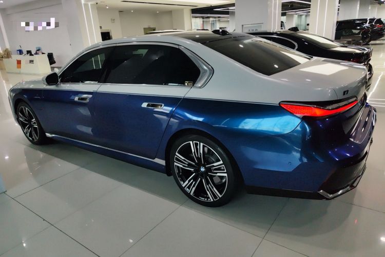Used BMW i7 2023 eDrive50L Prestige M Sport Package