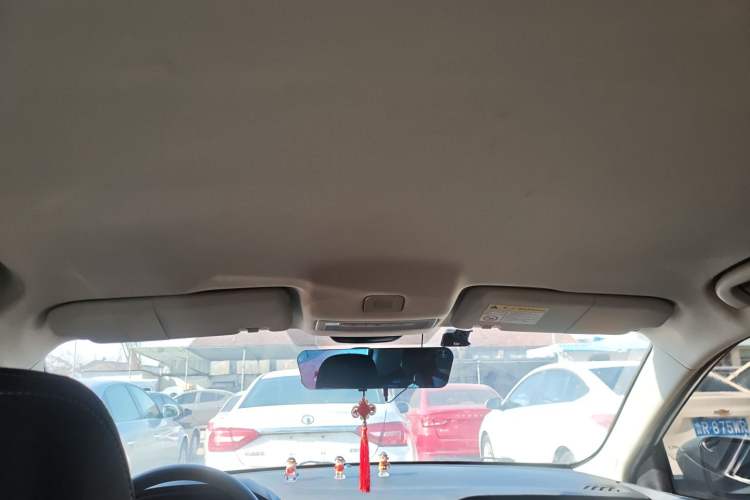 Used Roewe i5 2020 1.5L Manual 4G Connect Luxury Edition