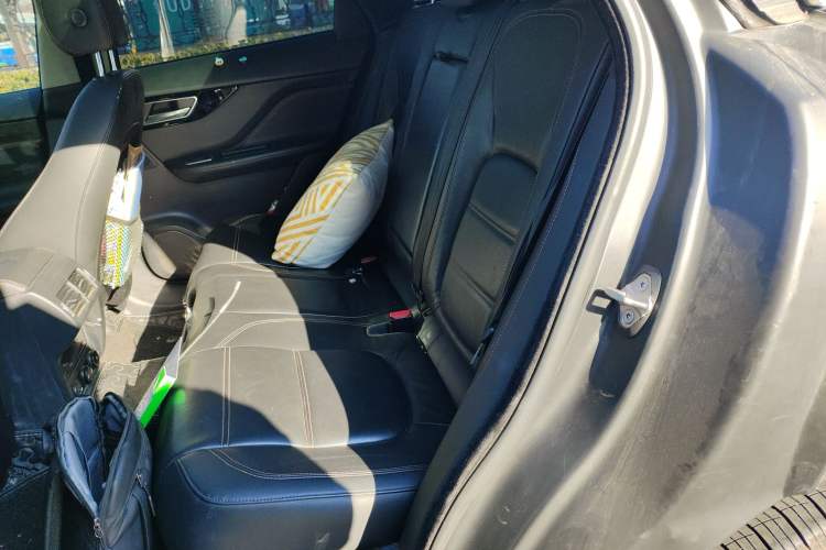 Used Jaguar F-PACE 2019 2.0T Four-Wheel Drive Urban Luxury Edition