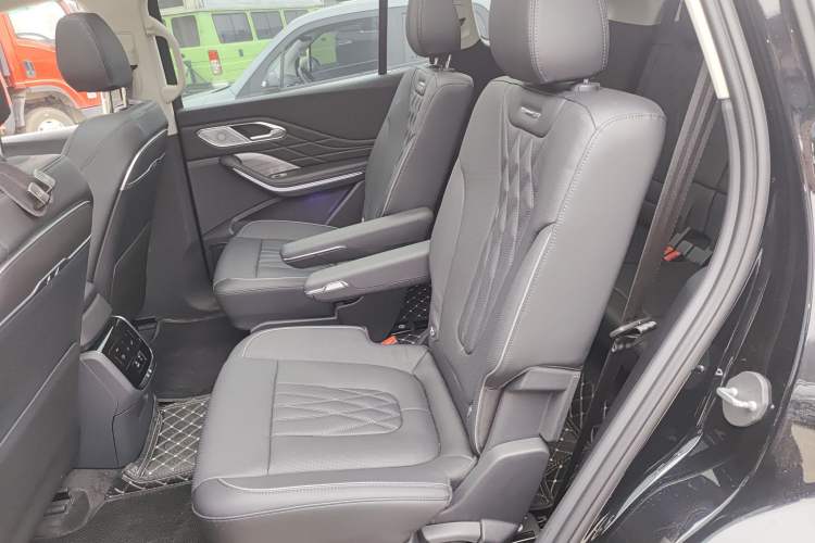 Used Hongqi HS7 PHEV 2024 2.0T PHEV Four-Wheel Drive Flagship Edition 6 Seats