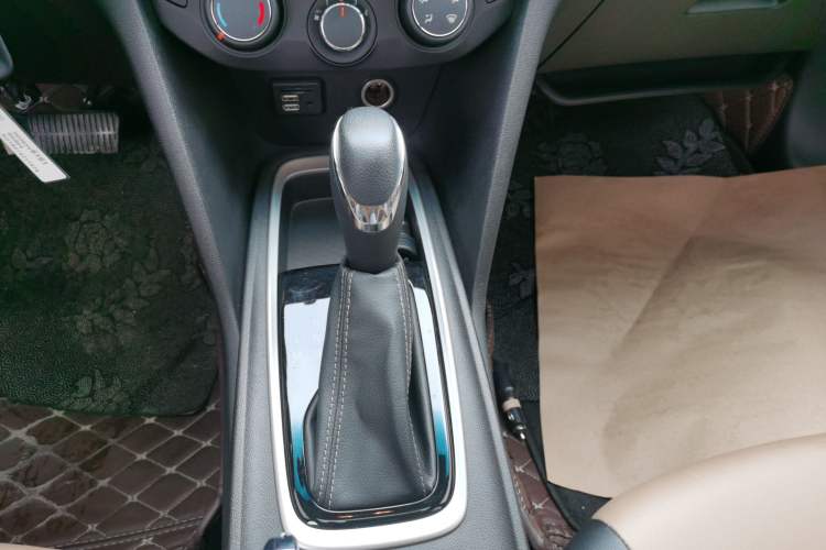 Used Chevrolet Monza 2020 320 Automatic Enjoyment Edition
