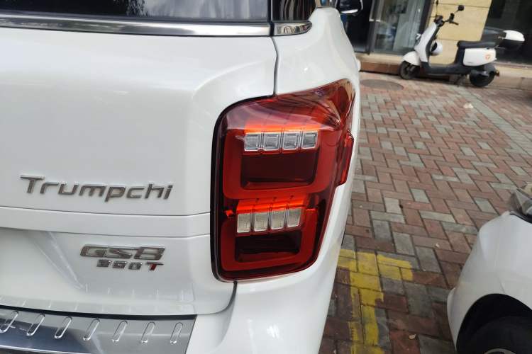 Used GAC Trumpchi GS8 2020 390T Two-Wheel Drive Luxury Smart Connectivity Version (7 Seats)

