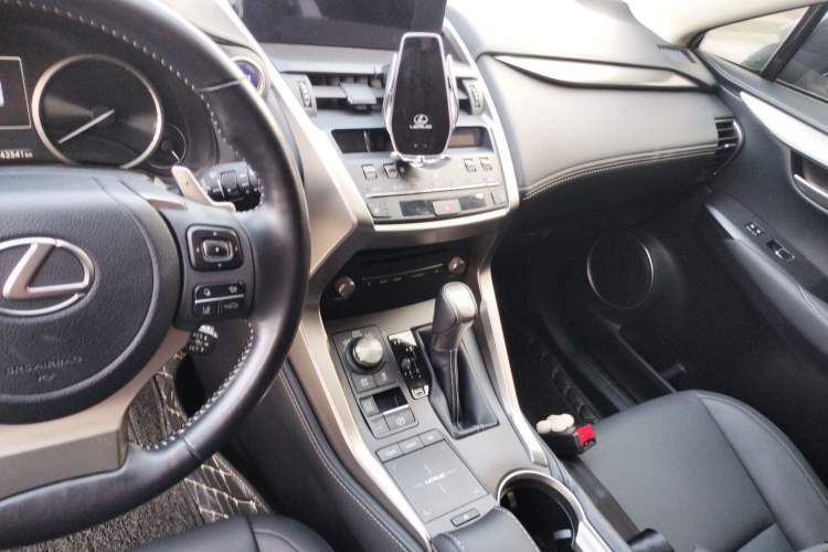 Used Lexus NX 2020 300h Front-Drive FENGSHANG Version China VI Standard