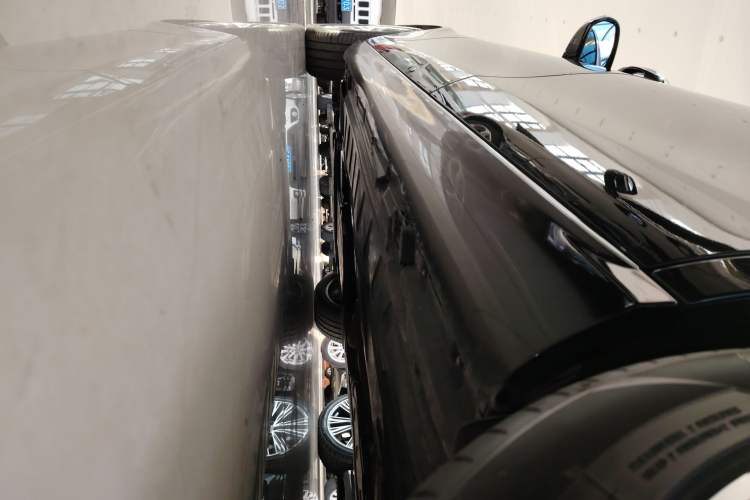 Used Mercedes-Benz E-Class 2017 E 200 L 4MATIC
