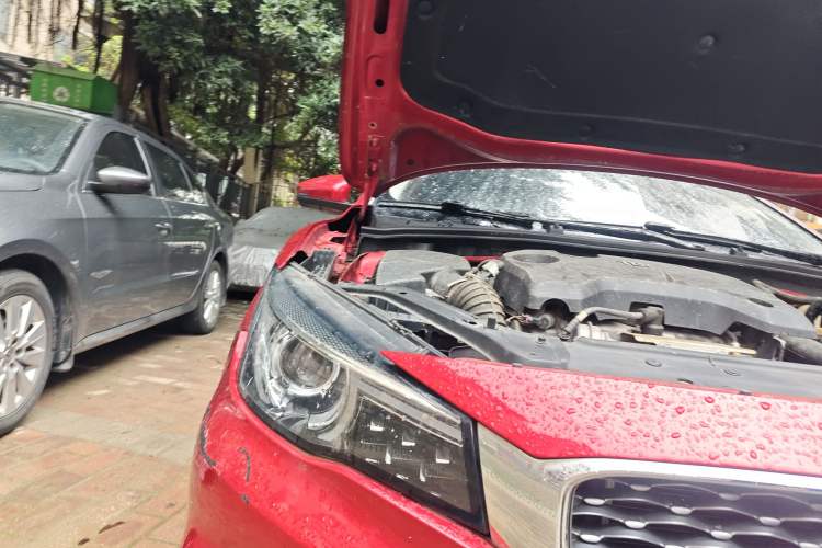 Used MG 6 2017 20T Manual Luxury Smart Connect Version China V Standard
