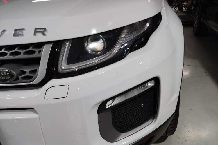 Used Land Rover Range Rover Evoque 2016 2.0T SE Smart Glow Edition
