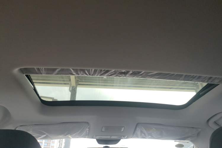 Used Roewe i5 2023 1.5L CVT Luxury Edition