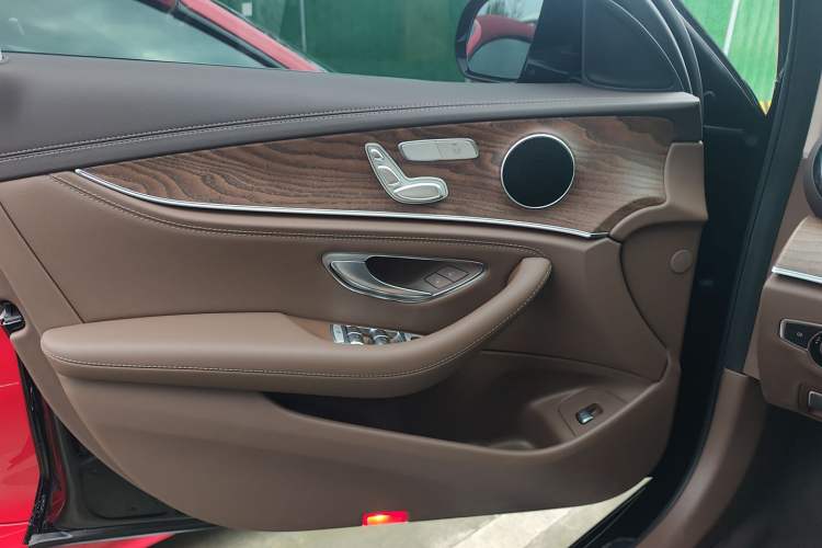 Used Mercedes-Benz E-Class 2023 E 260 L