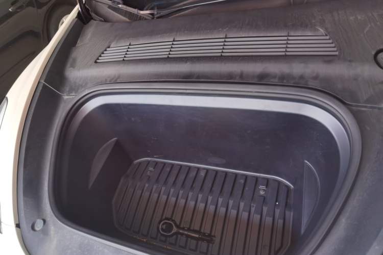 Used Tesla Model Y 2022 Revised Version Long-Range All-Wheel Drive
