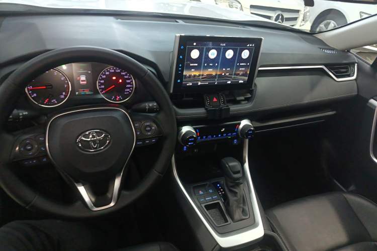 Used Toyota Wildlander 2020 2.0L CVT Two-Wheel Drive Luxury Edition