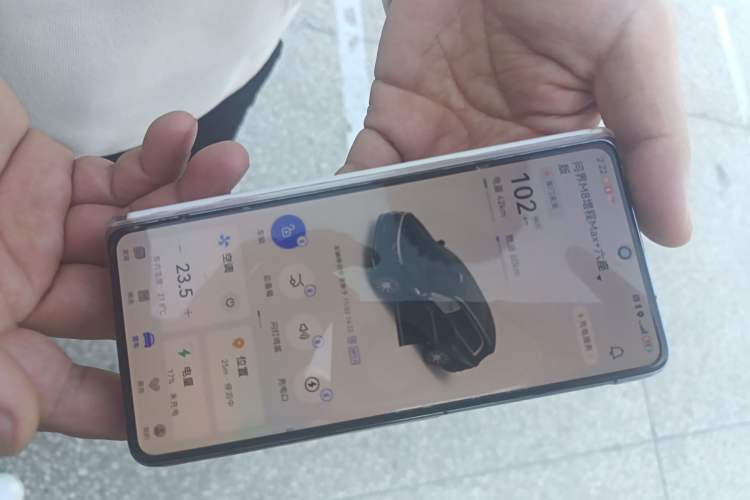 Used Hima AITO M8 2025 Extended-Range Max+ Version 53.4 kWh 6-Seater Edition
