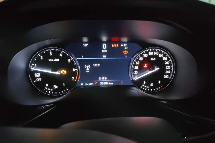 Used Buick Envision 2022 Facelift Encore S 552T Two-Wheel-Drive Luxury Model
