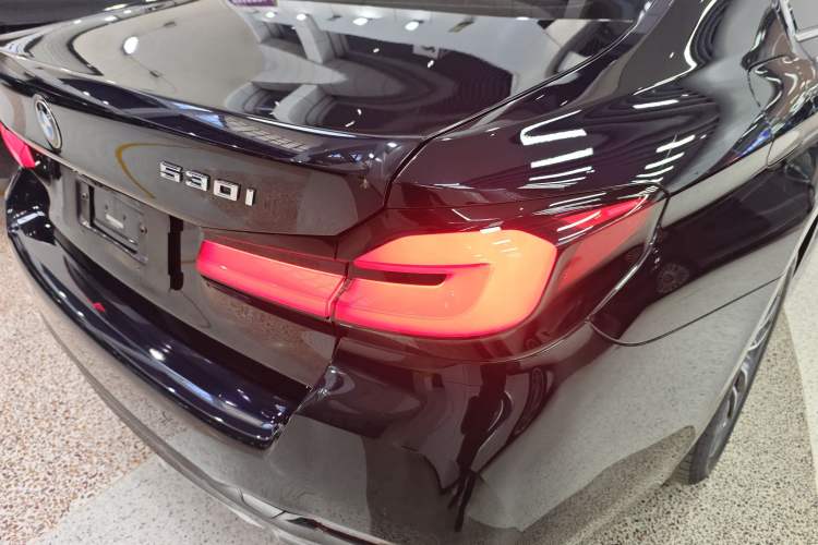 Used BMW 5 Series 2022 Second Facelift 525Li M Sport Package