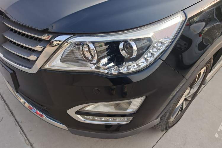 Used Baojun 560 2016 1.8L iAMT Luxury Model
