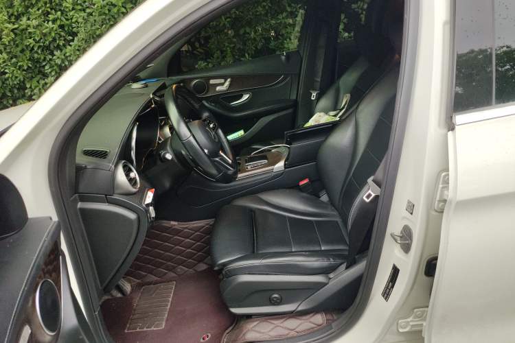 Used Mercedes-Benz GLC 2020 GLC 260 L 4MATIC Luxury Model
