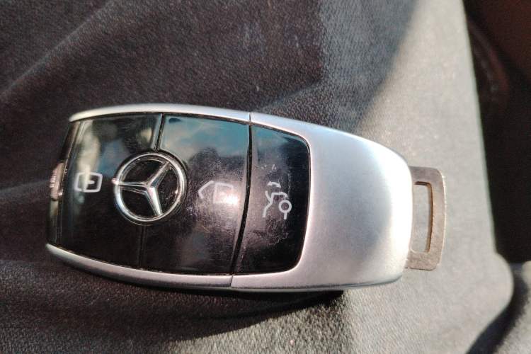 Used Mercedes-Benz E-Class 2019 E 300 L Luxury Model
