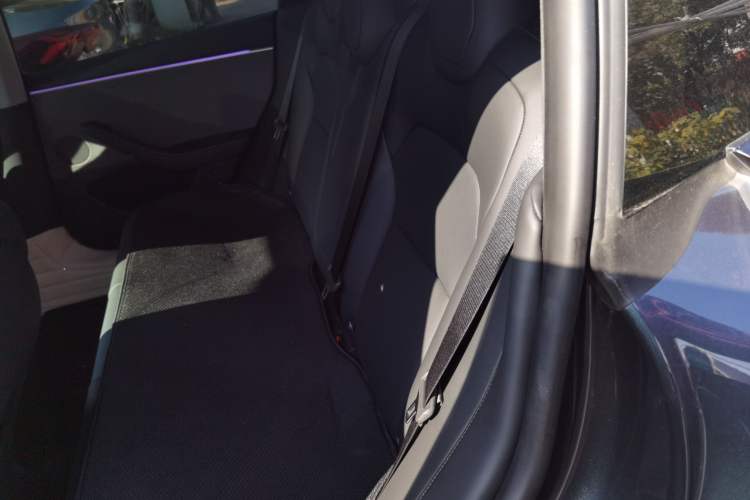 Used Tesla Model 3 2023 Rear-Wheel-Drive Version
