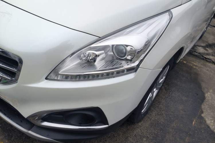 Used Peugeot 3008 2015 2.0L Automatic Classic Edition
