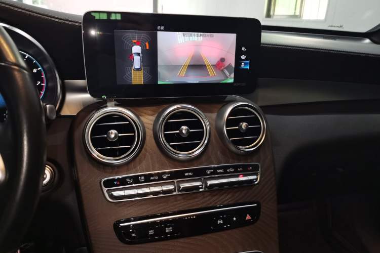 Used Mercedes-Benz GLC 2020 GLC 260 L 4MATIC Luxury Model
