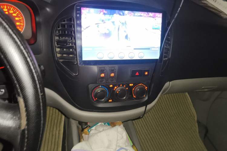 Used FORTHING Lingzhi 2017 V3 1.5L 7-seater Standard Model