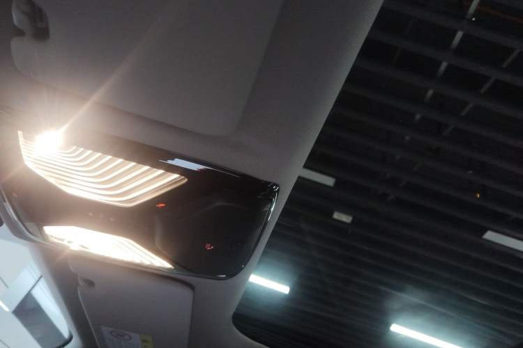 Used BMW 3 Series 2021 Second Facelift 320Li M Sport Package
