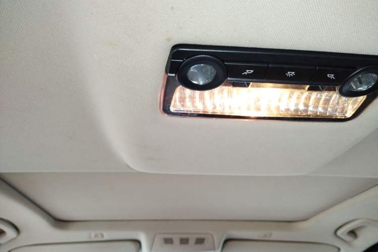 Used BMW 5 Series 2017 525Li Leading Model
