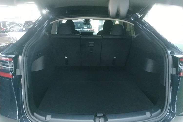 Used Tesla Model Y 2024 Rear-Wheel-Drive Version