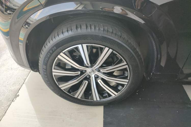 Used Volvo XC90 2022 B6 Zhiyi Luxury Edition 7-Seater
