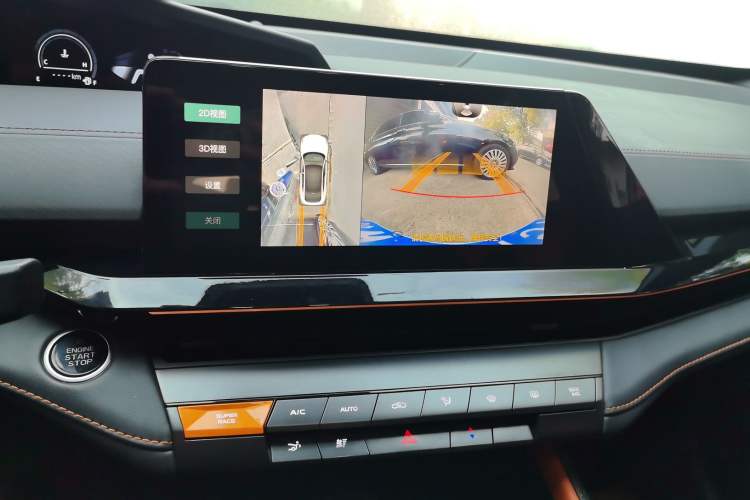 Used Changan UNI-V 2022 1.5T Prestige Version
