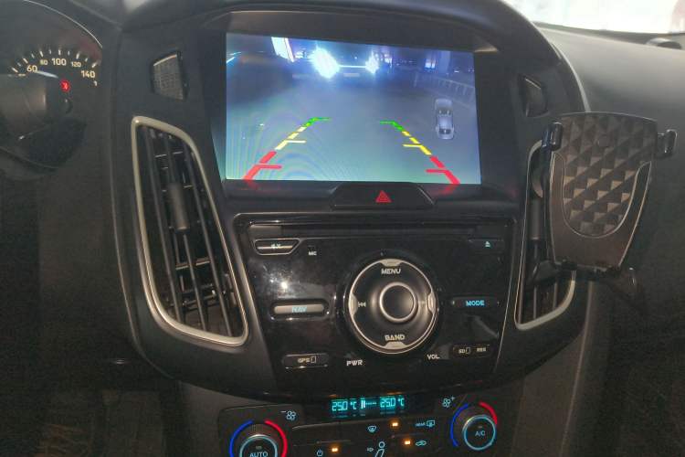 Used Ford Focus 2015 Sedan 1.6L Automatic Trend Model