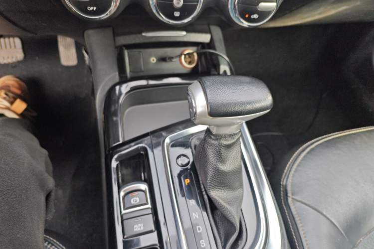 Used GAC Trumpchi GA6 2016 235T DCT Elite Edition
