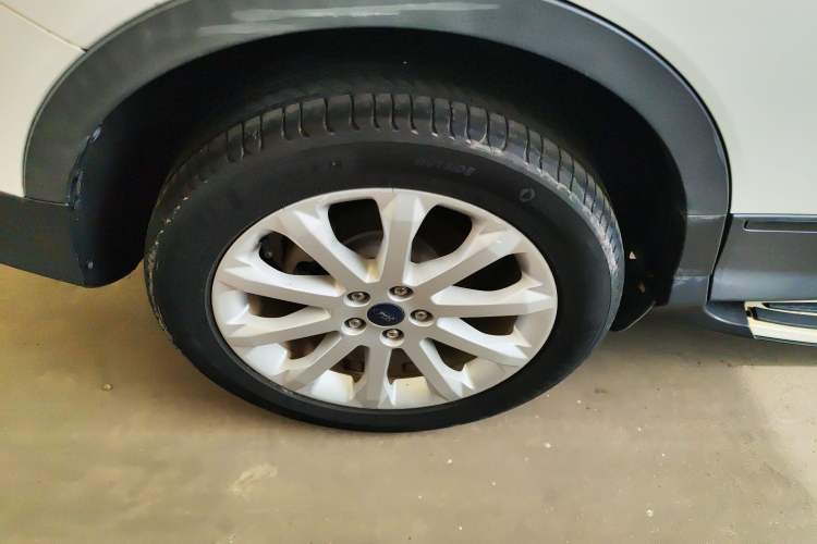 Used Ford Kuga 2015 1.5L GTDi Two-Wheel-Drive Comfort Model