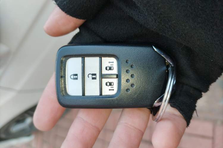 Used Honda Elysion 2019 2.0L Hybrid Luxury Edition
