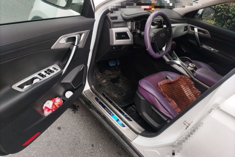 Used Geely Auto Emgrand X7 Sport 2016 1.8TD Automatic ZhiShang Model
