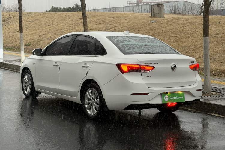 Used Buick GT 2018 15T Dual-Clutch Elite Model China V Standard
