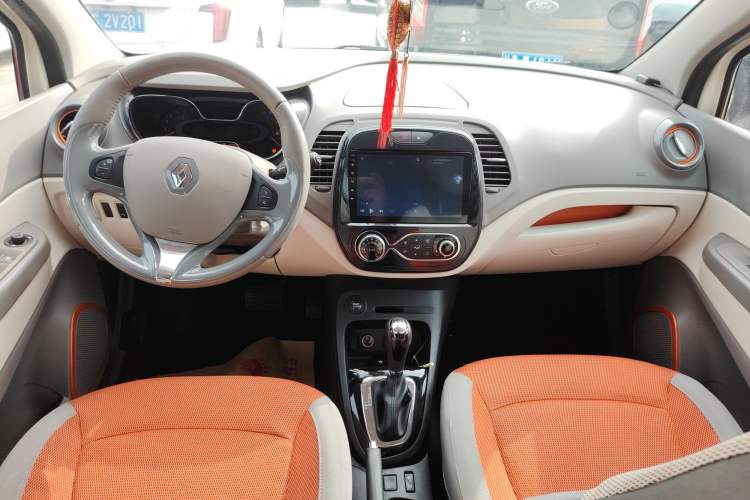 Used Renault Captur 2015 1.2T Automatic Comfort First Edition
