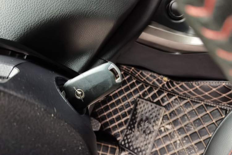 Used Haima S5 2015 1.6L Manual Luxury Model with Sunroof
