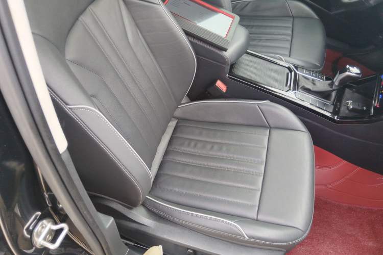 Used Volkswagen Passat 2022 330TSI Starry Elite Edition Custom Version
