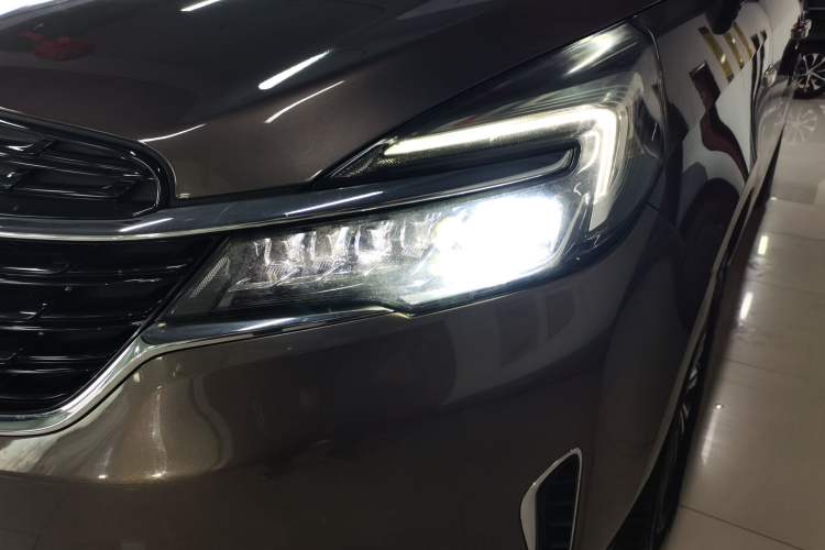 Used Buick GL8 2021 Land Cruiser Executive Class 652T Comfort Model