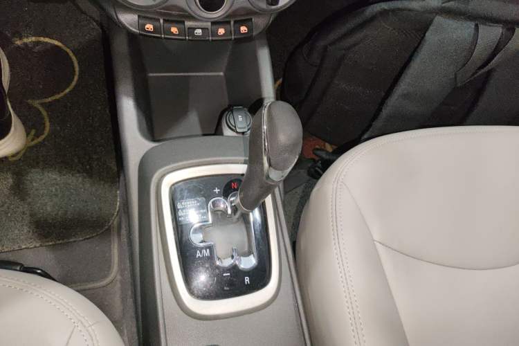 Used Chevrolet Sail 2015 Sail 3 1.3L AMT Ideal Edition
