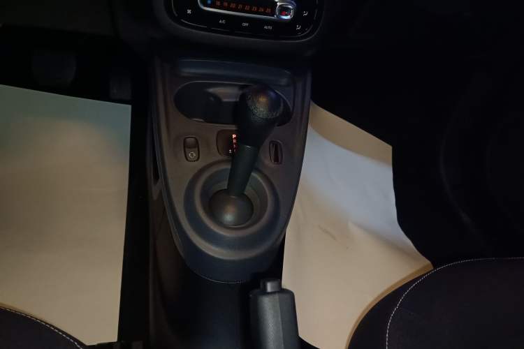 Used  forfour 2018 1.0L 52kW Passion Edition
