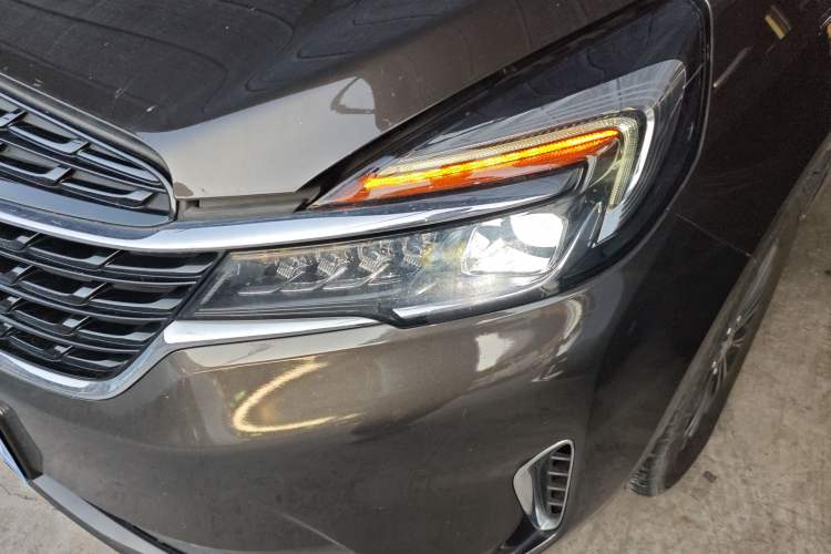 Used Buick GL8 2021 Land Cruiser Executive Class 652T Luxury Model
