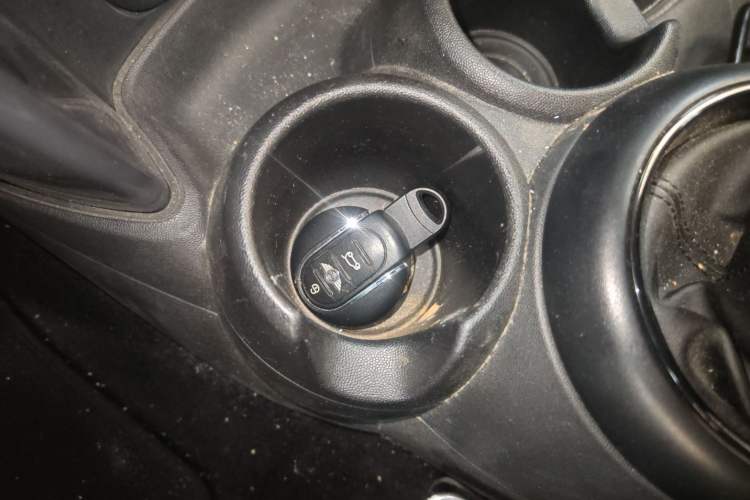 Used  MINI 2014 1.2T ONE
